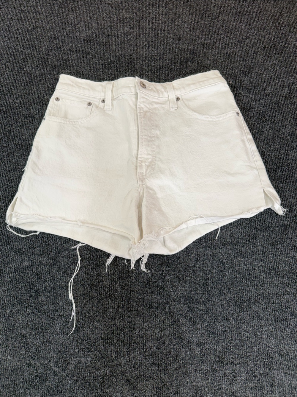 Women's Abercrombie and Fitch White High-Rise Denim Shorts